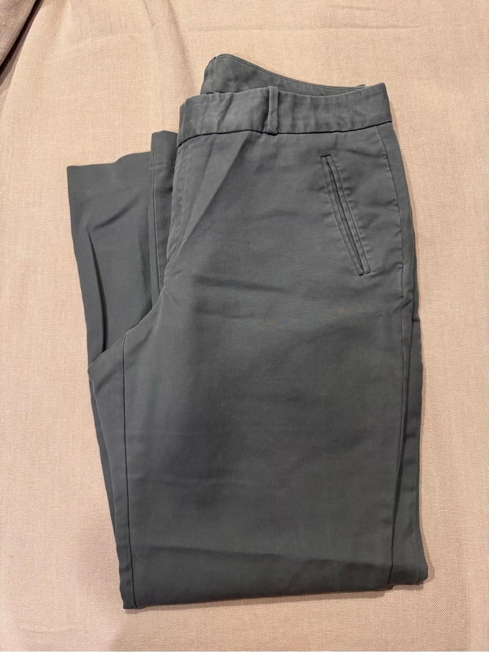 Banana Republic Martin Fit Gray Stretch Trouser Pants Size 12 Short Ankle